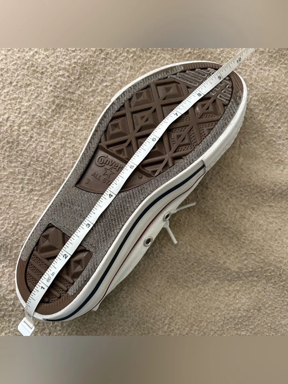 5for20 White low top youth converse